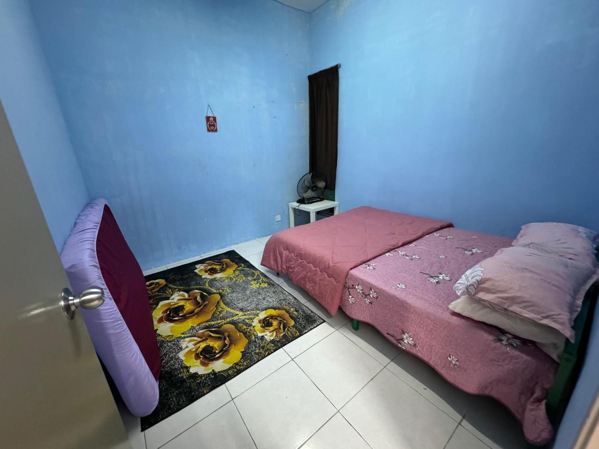 Nurul Aisyah Homestay Tanah Rata Exteriör bild
